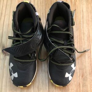 Under Armour Bryce Harper cleats boys size 1
